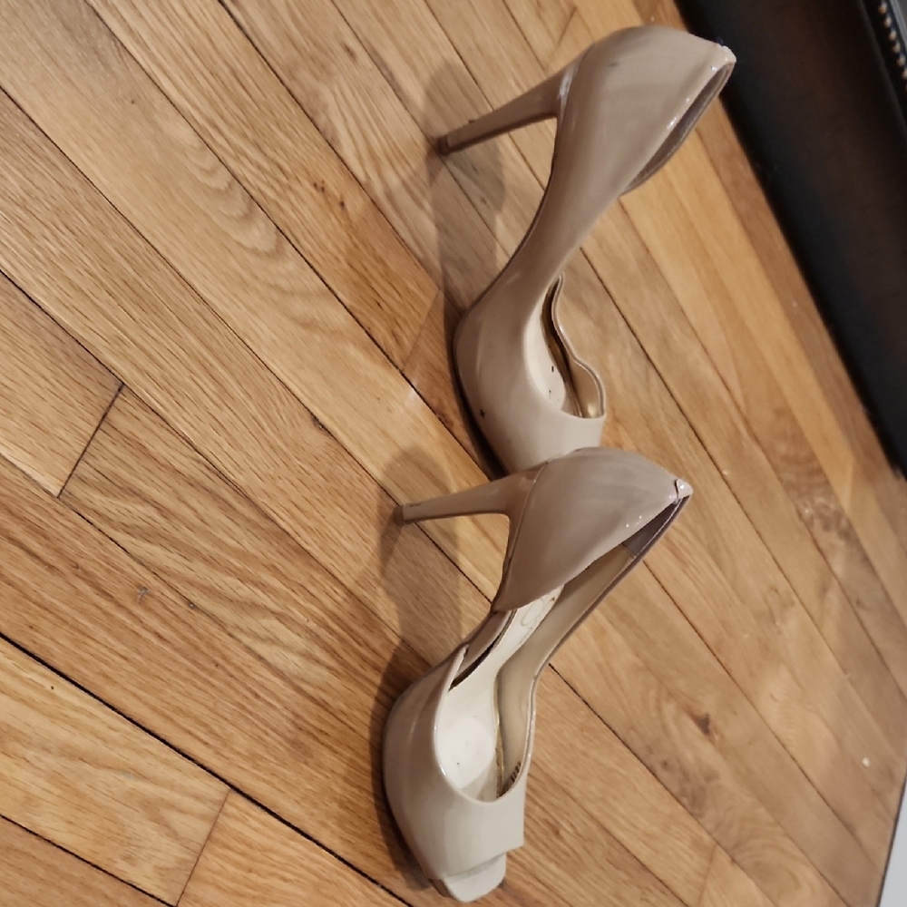 Jessica Simpson Taupe Peep-Toe Heels